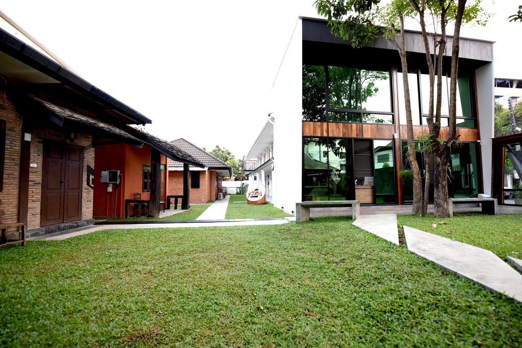 Hotel Chiang Mai Udee Extérieur photo