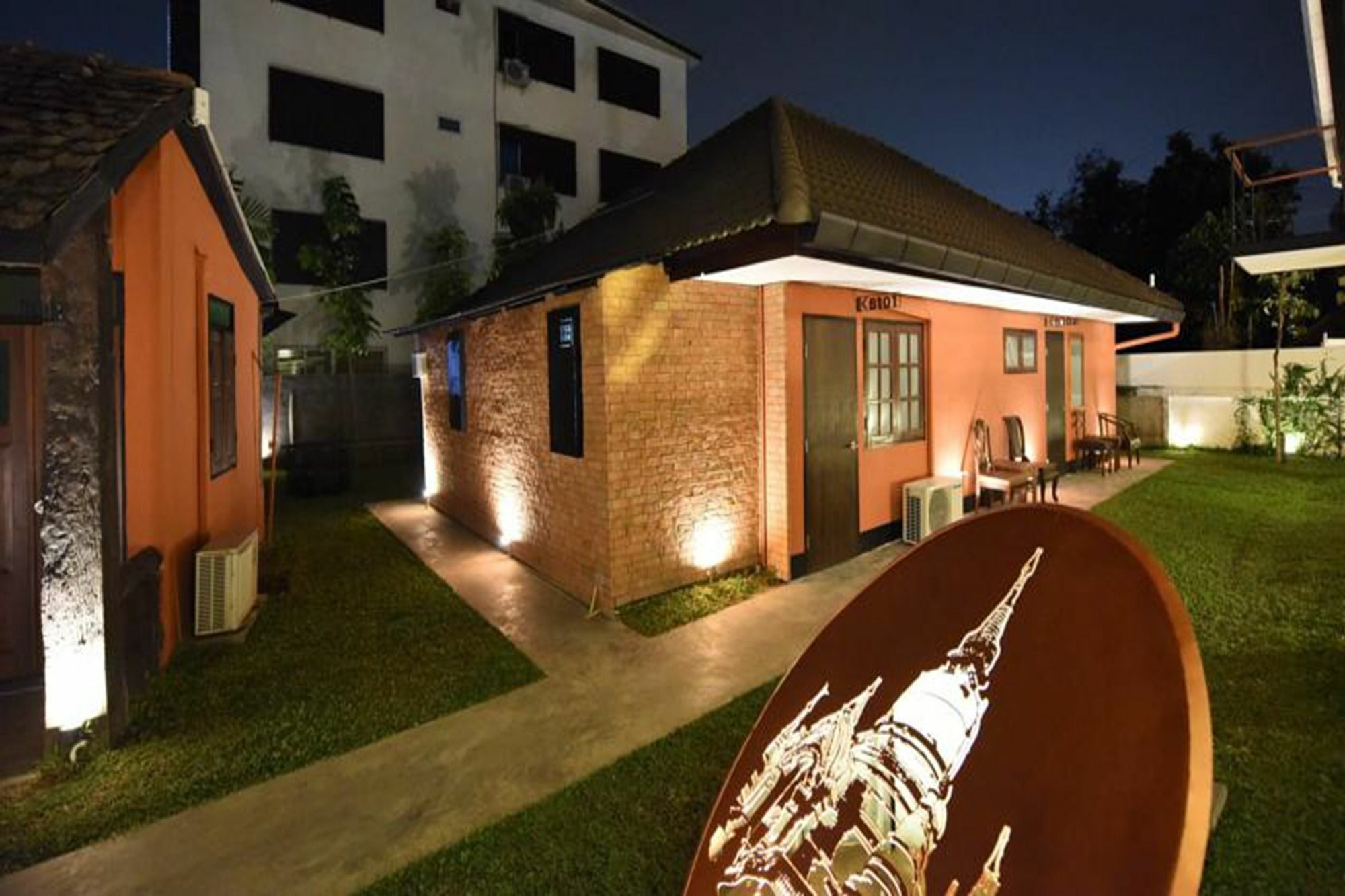 Hotel Chiang Mai Udee Extérieur photo